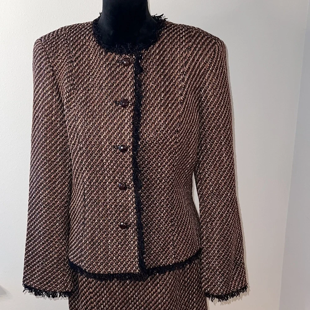 DD Collection brown copper black skirt blazer‎ suit Sz 12
